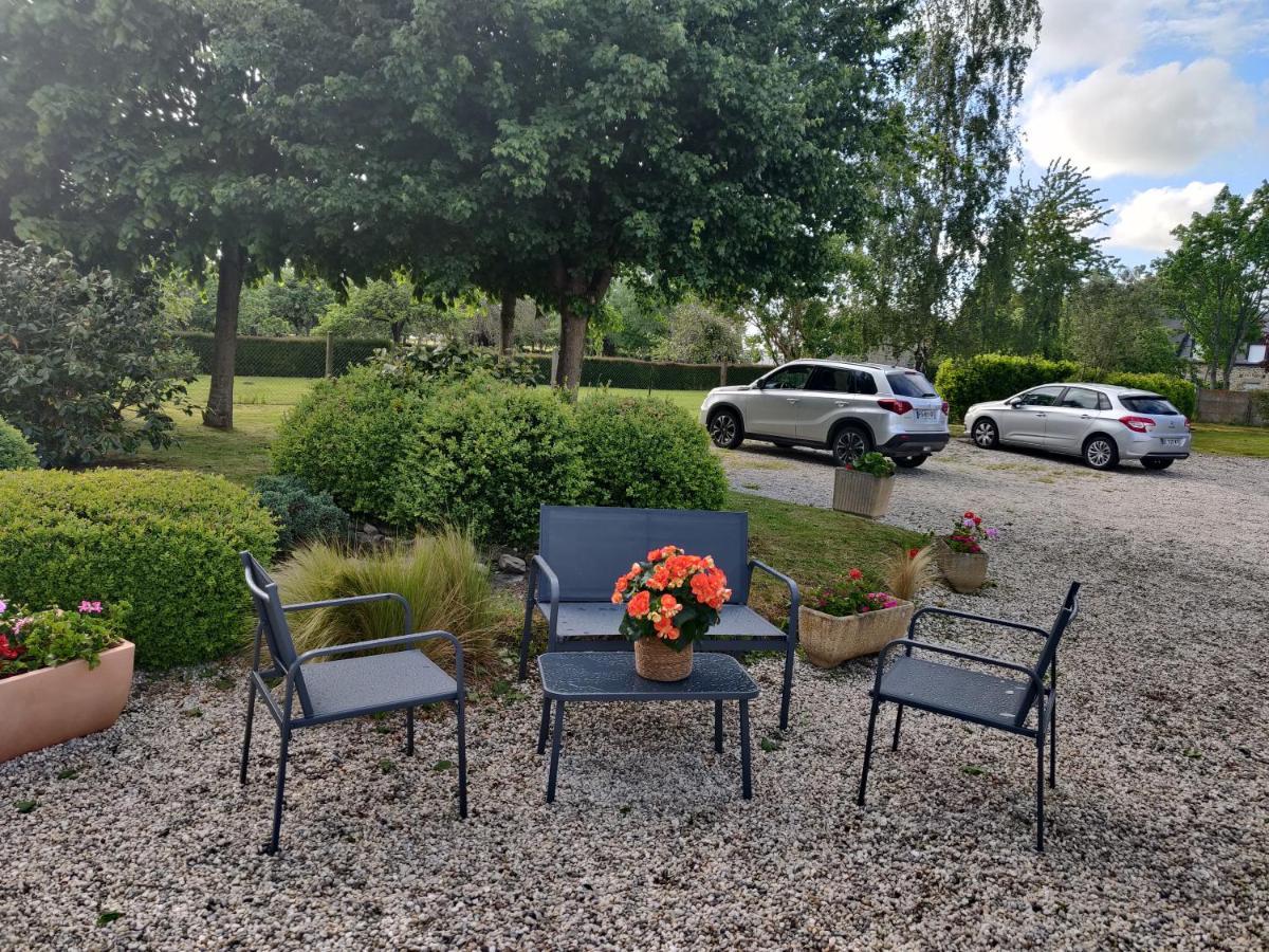 Les Fleurs Du Mont Bed and Breakfast Caux Εξωτερικό φωτογραφία